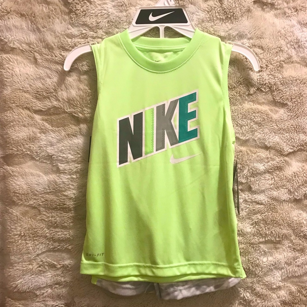 NWT Nike 2 piece muscle shirt and shorts